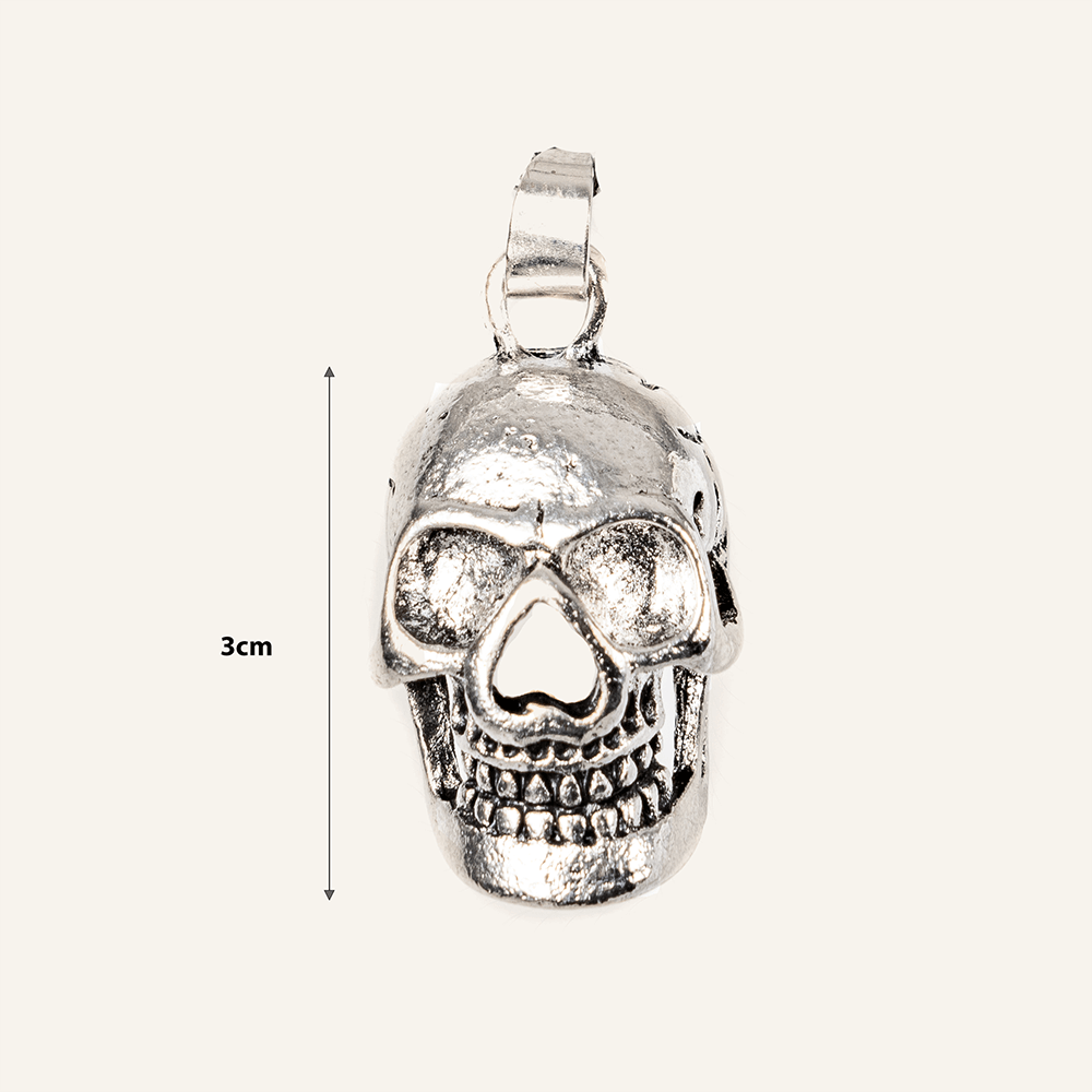 silver skull pendant
