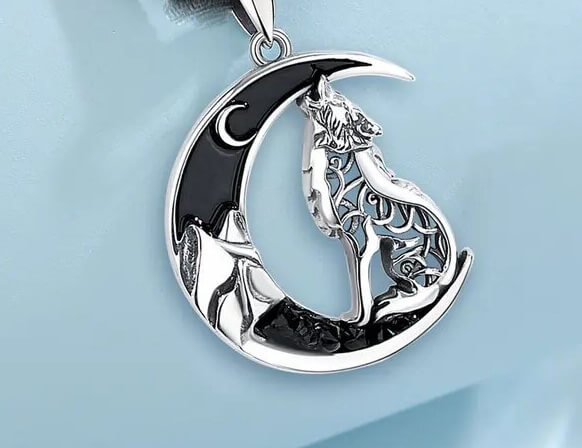 wolf necklace