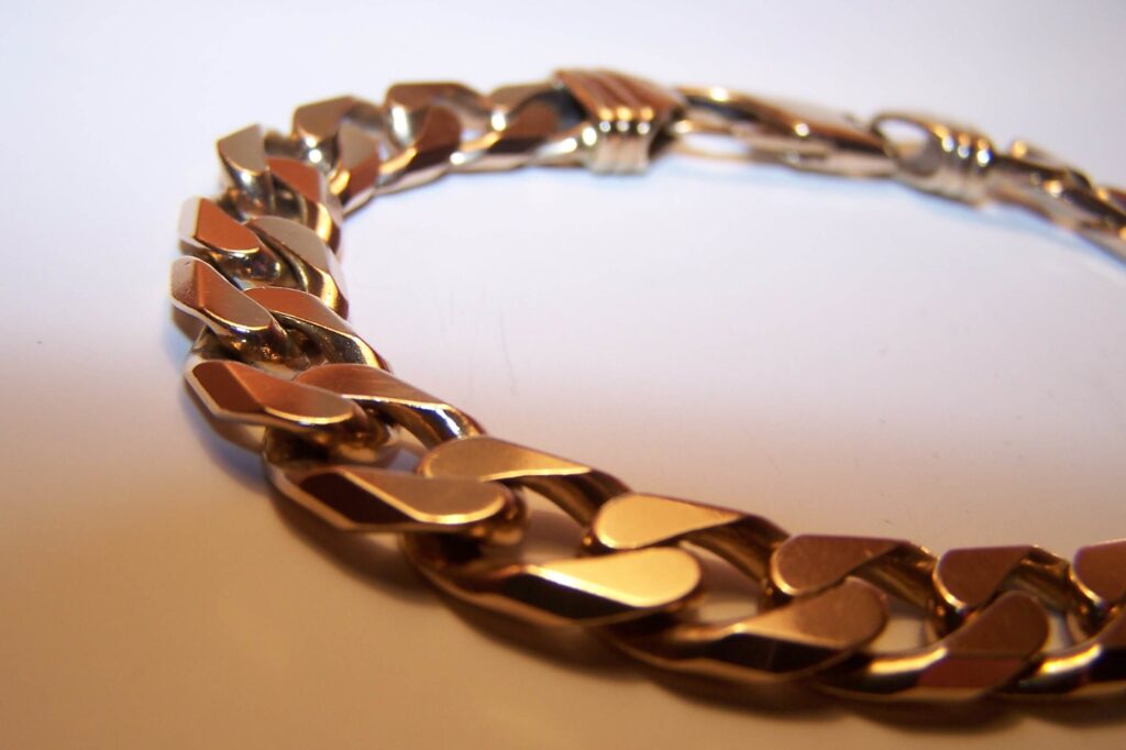 What size Cuban link bracelet should I get? - Question Answered! 2 what size cuban link bracelet should i get