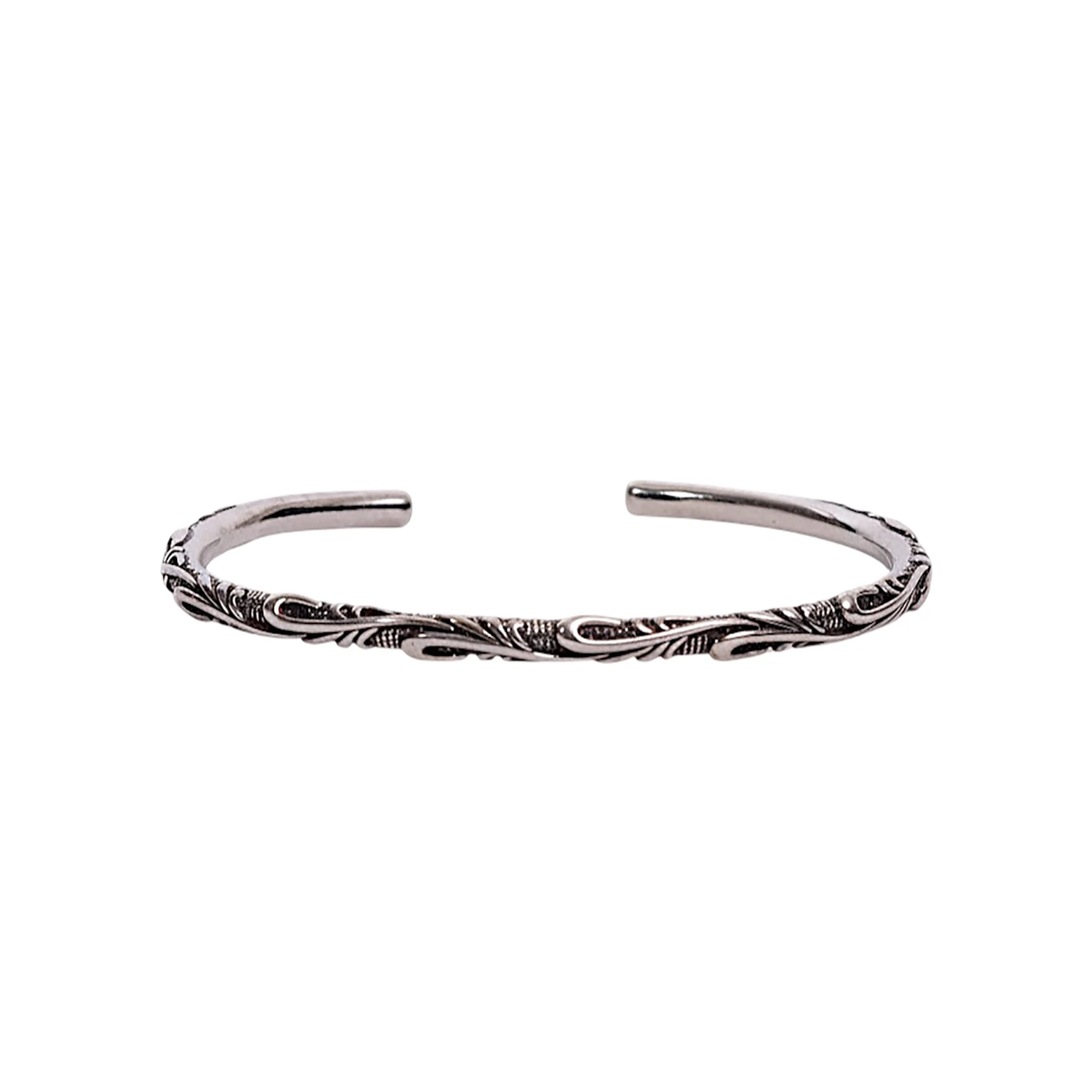 Acanthus cuff bangle
