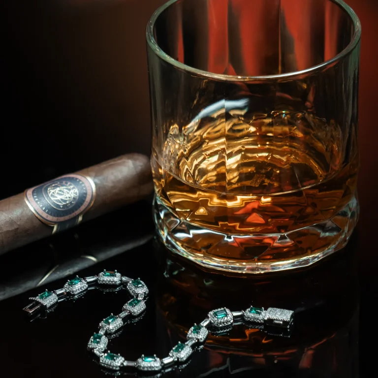 Luxury emerald tennis bracelet for men