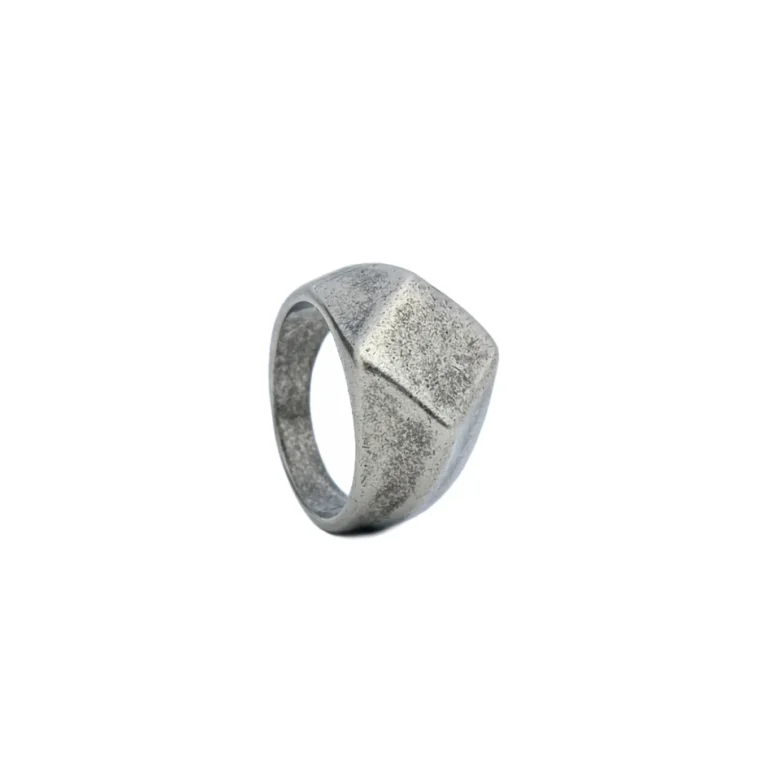 Dolmen Facet Signet Ring