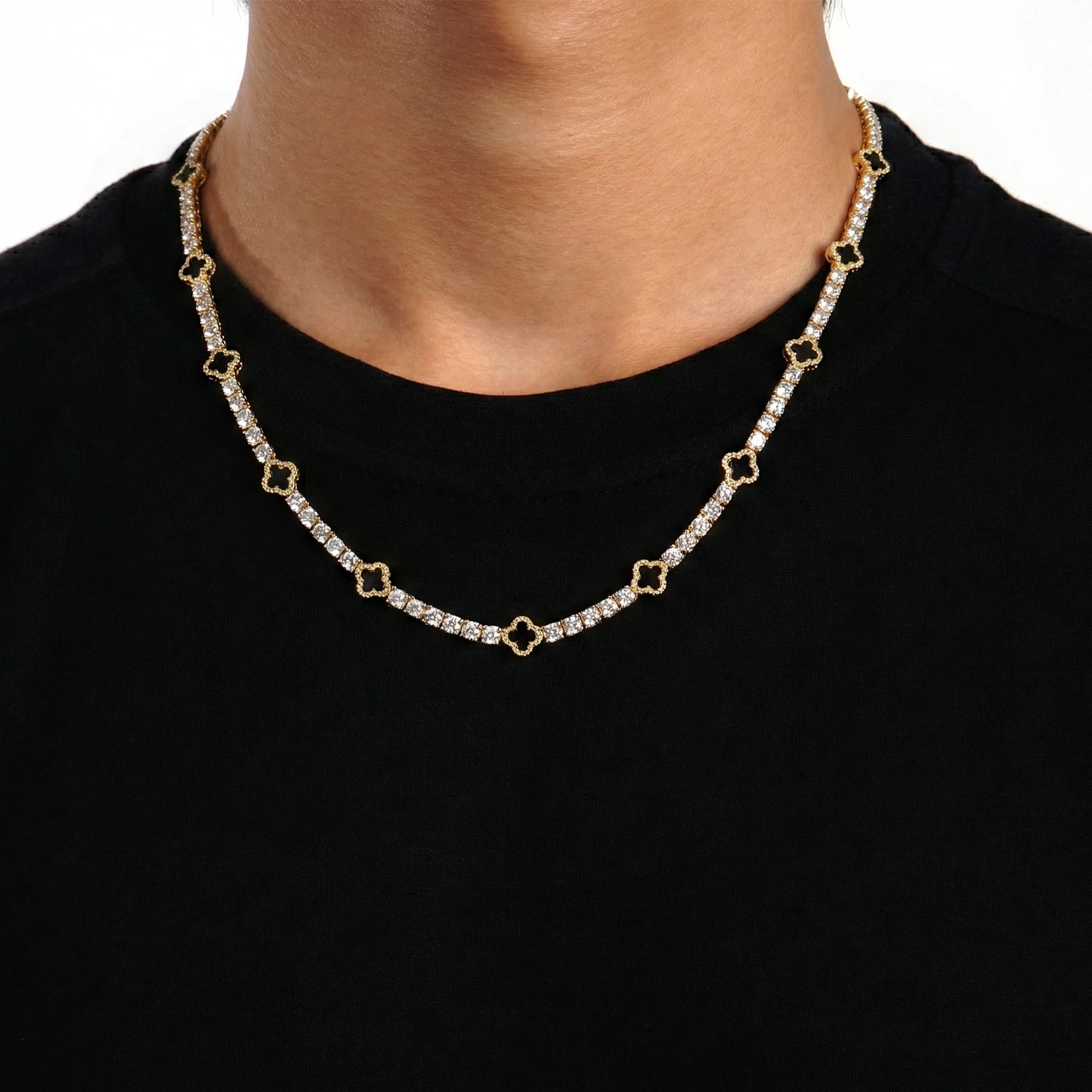 clover tennis necklace
