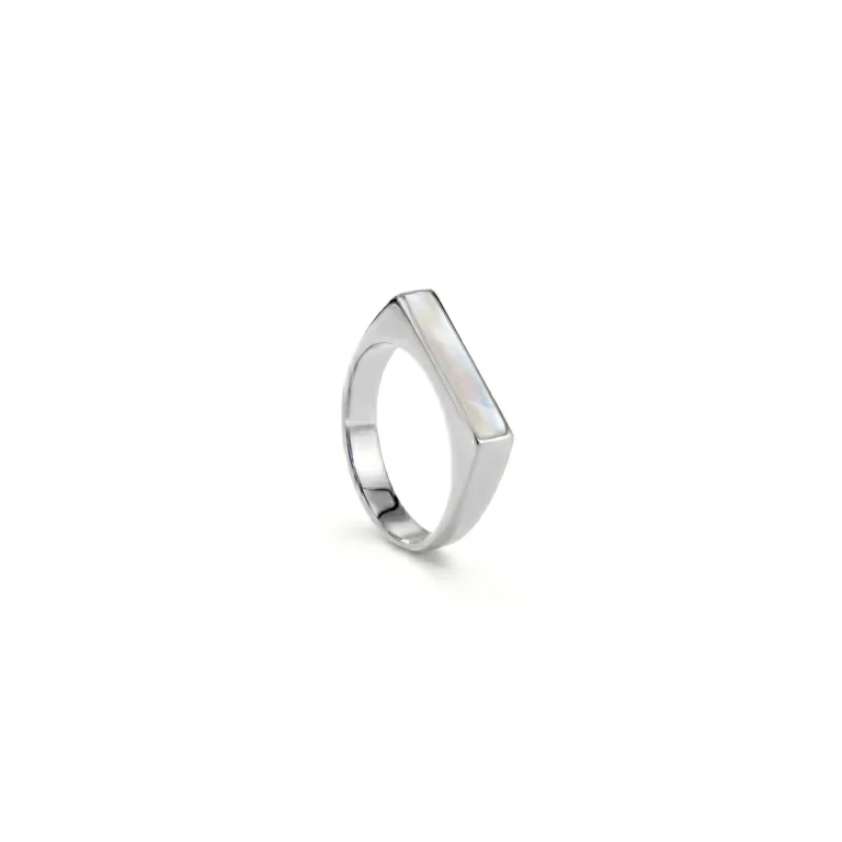 silver pearl ring